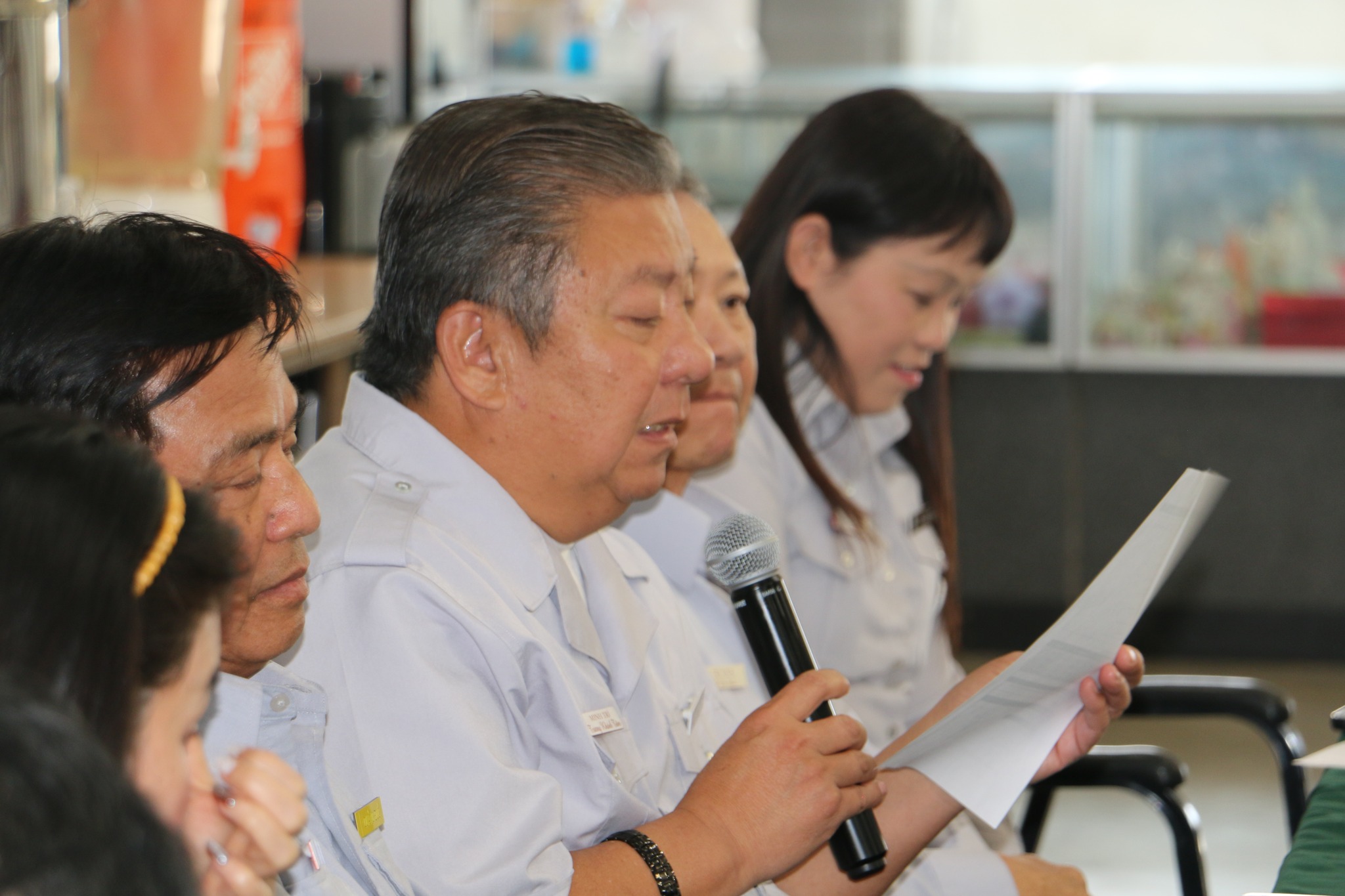 Huynh trưởng trò chuyện