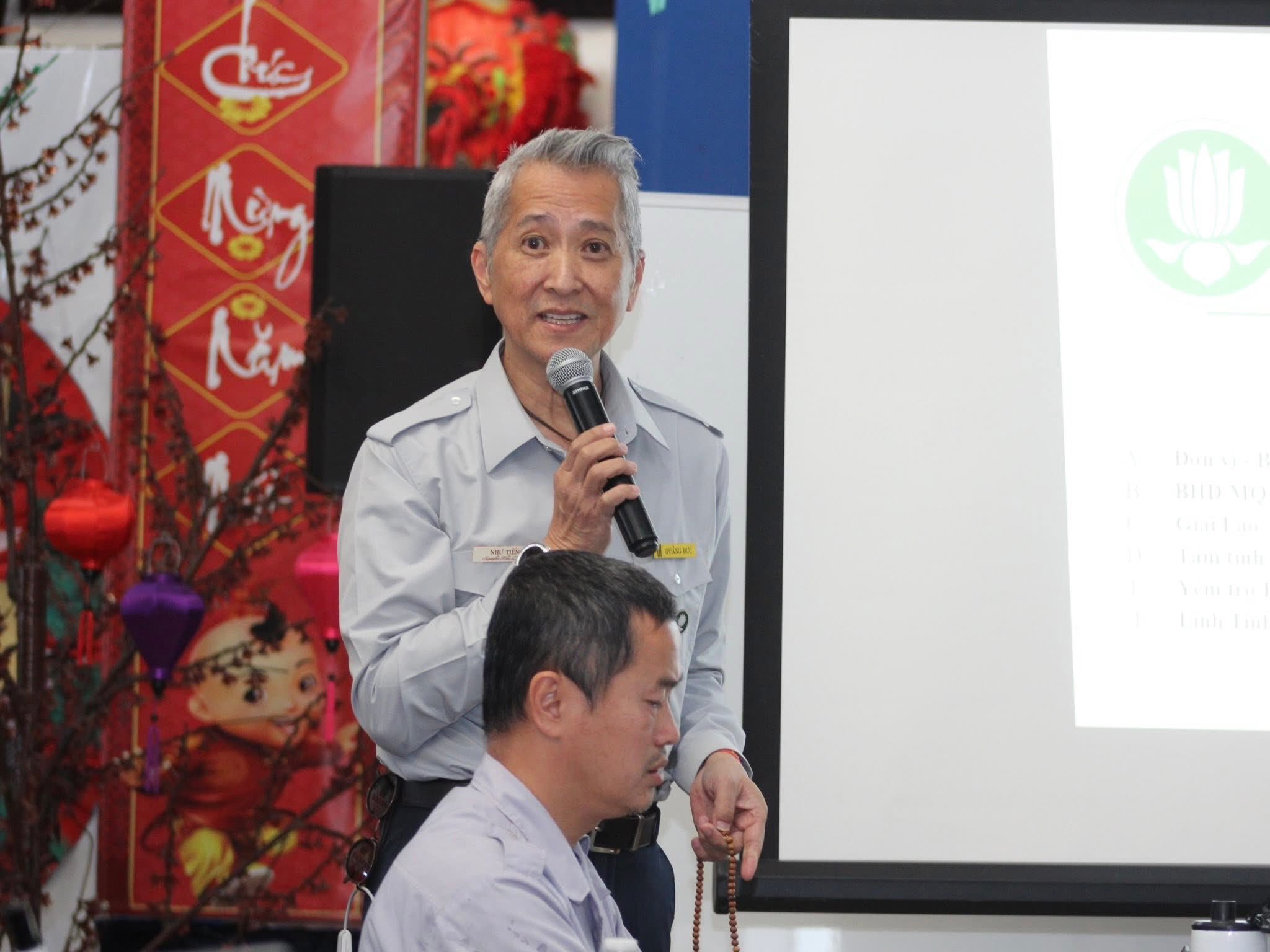 Sinh hoạt vòng tròn