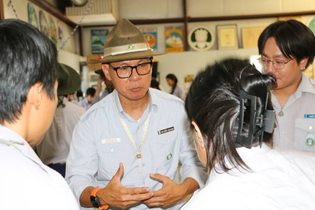 Giải thích luật chơi cho nhóm nhỏ