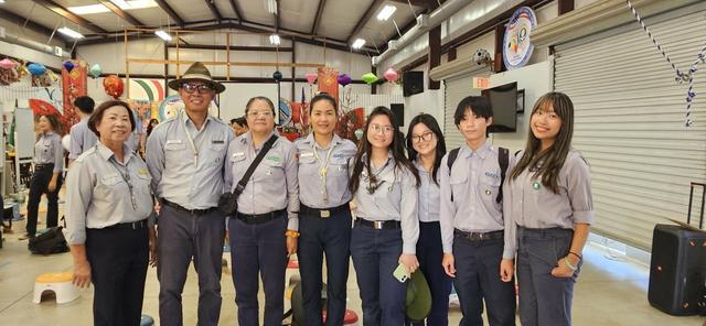 Ảnh nhóm trước khi ra về