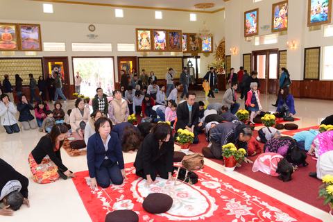 Hành hương Thiền Viện Chân Nguyên mùng 4 Tết Ất Mùi 22/2/2015 — 11:34 — hình 26