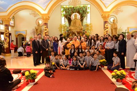 Hành hương Thiền Viện Chân Nguyên mùng 4 Tết Ất Mùi 22/2/2015 — 11:48 — hình 41