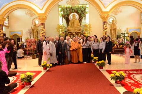 Hành hương Thiền Viện Chân Nguyên mùng 4 Tết Ất Mùi 22/2/2015 — 11:50 — hình 59