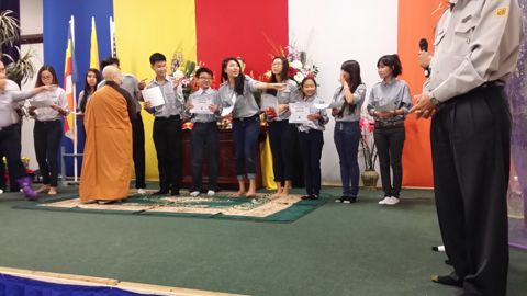 Lễ phát chứng chỉ lên Bậc 13/12/2014 — hình 32